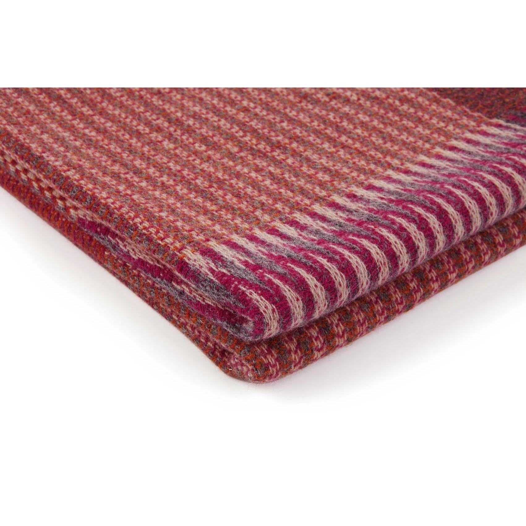 Wallace and Sewell Tweed Lambswool Throw - Image 4